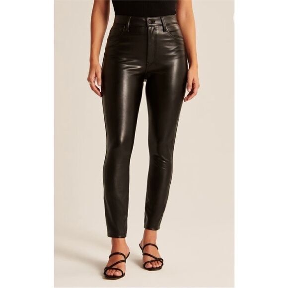 NWT Abercrombie Black Curve Love Faux Leather The Skinny High Rise Pant sz 36/22 - Picture 1 of 6